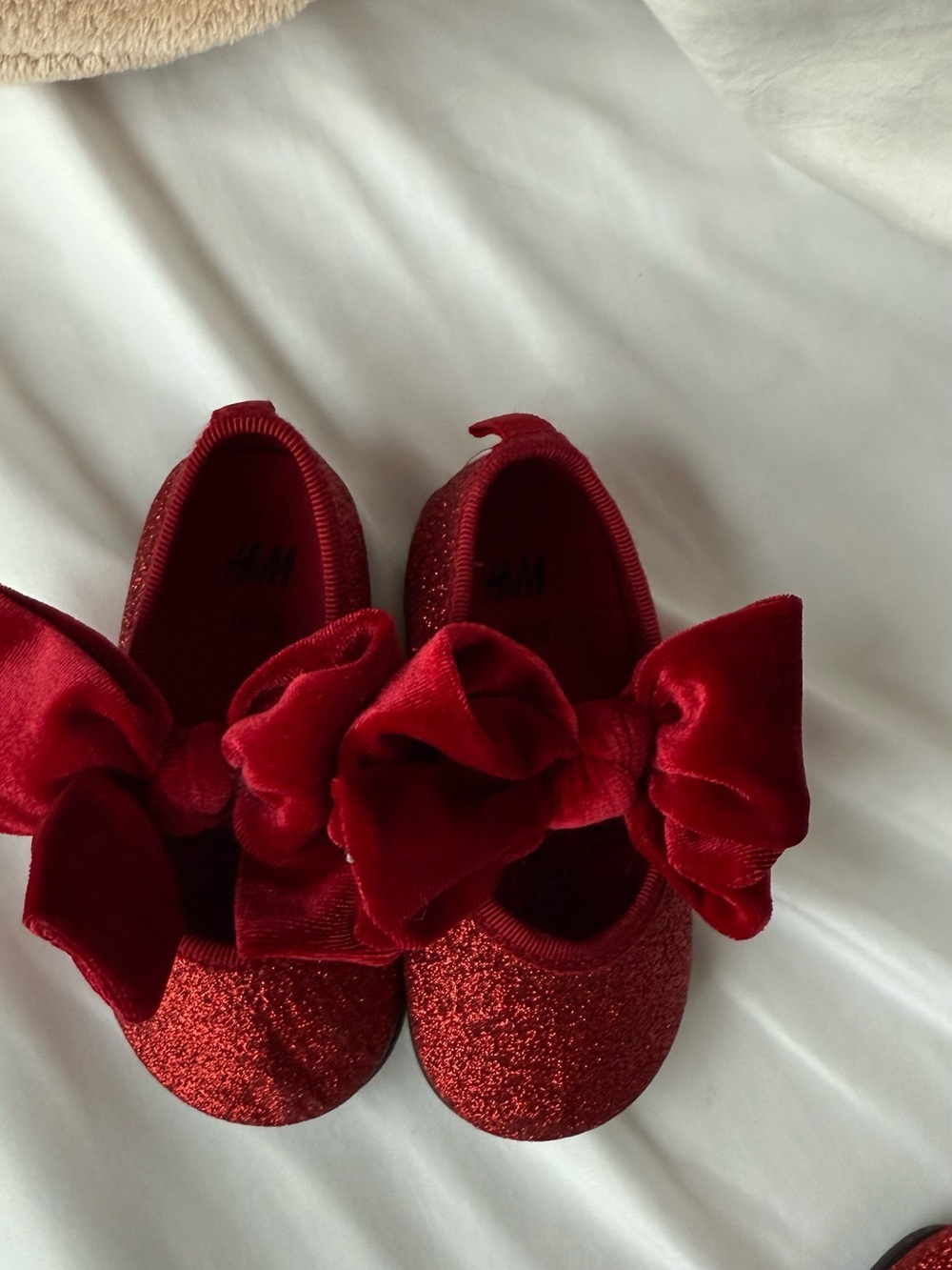 H&M Red Glitter Bow Baby Ballet Flats